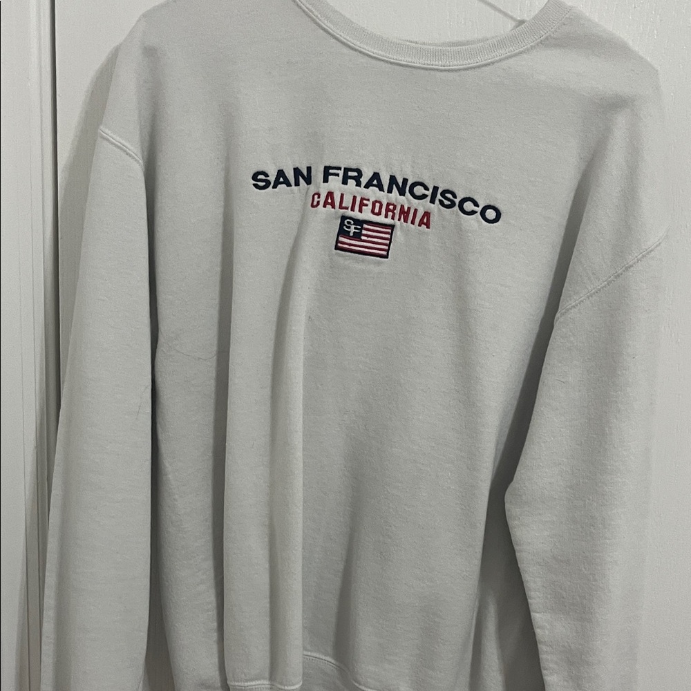 San Francisco California Embroidered Crewneck Sweatshirt - White